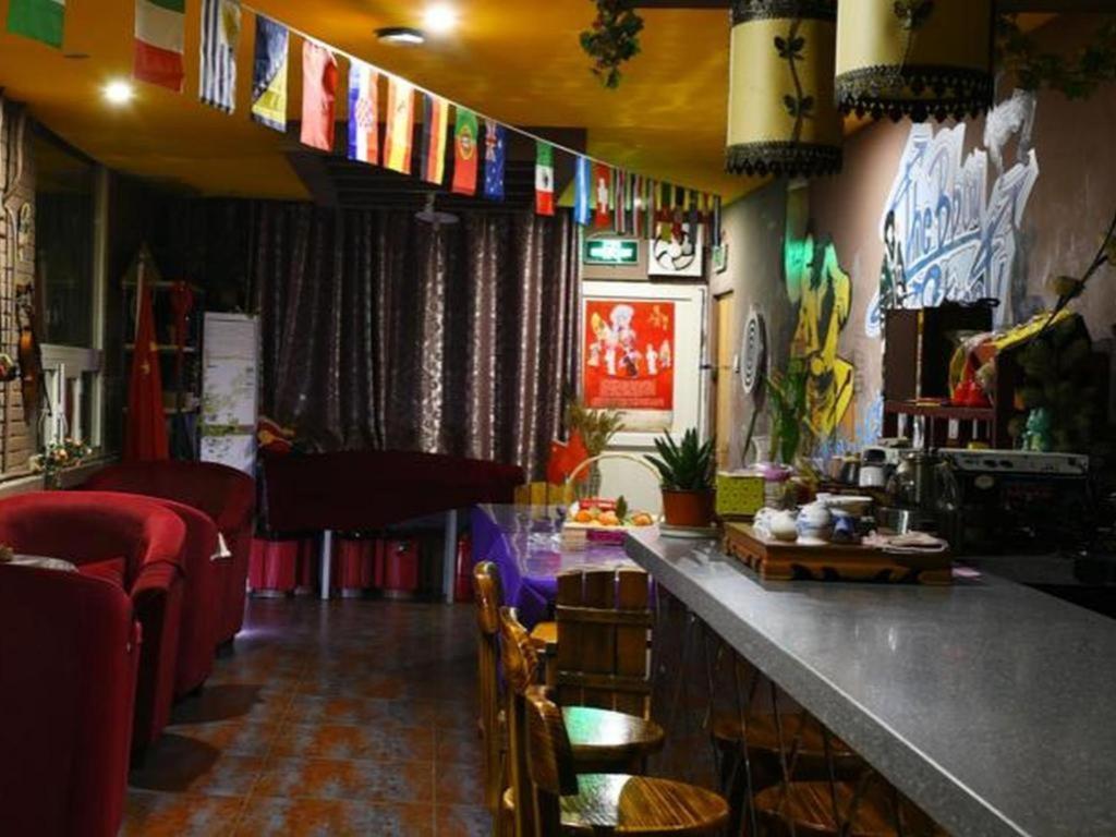 Xian Facebook Youth Hostel Bagian luar foto