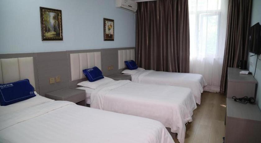 Xian Facebook Youth Hostel Bagian luar foto
